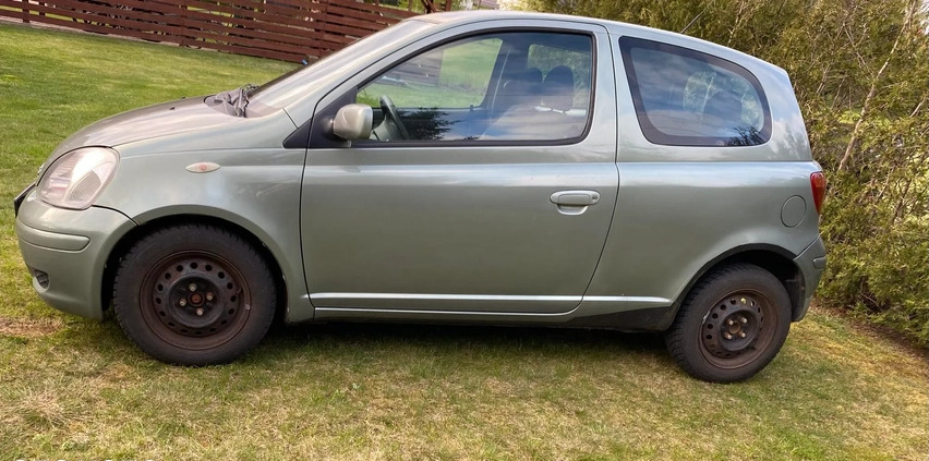 Toyota Yaris cena 4500 przebieg: 237354, rok produkcji 2004 z Nowa Sarzyna małe 16